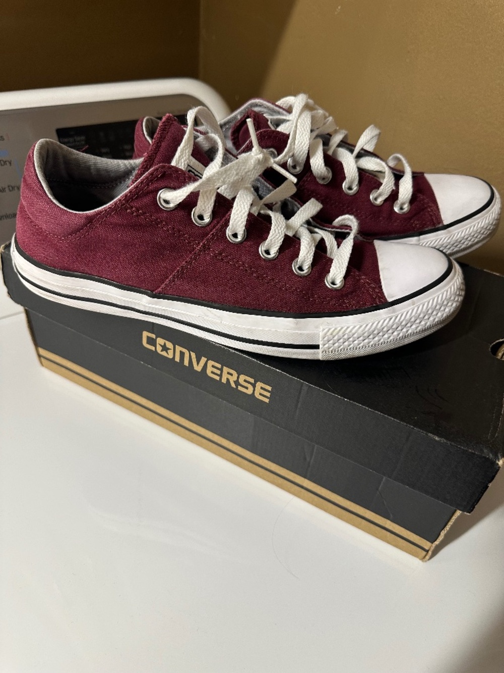 Women’s Converse CTAS MADISON OX size 9